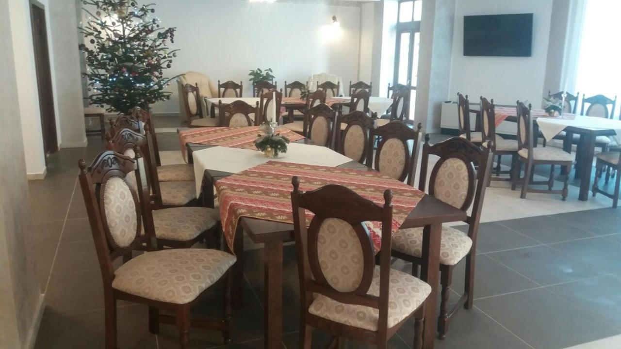 Conacul Domnitei Hotel Voronet Zewnętrze zdjęcie