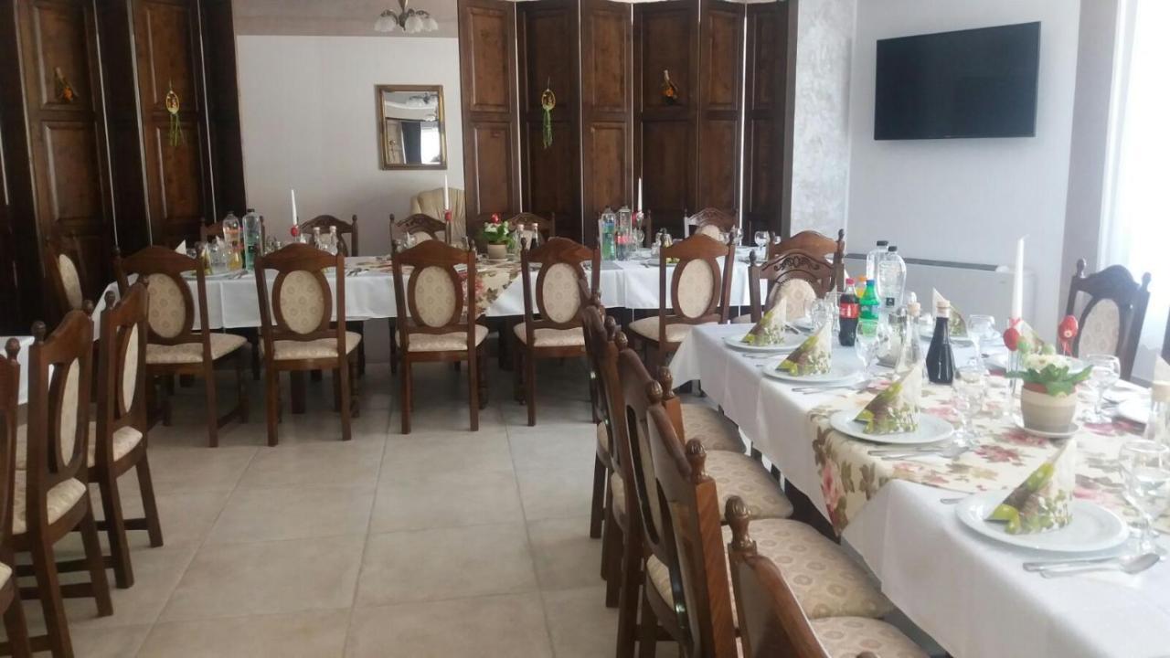 Conacul Domnitei Hotel Voronet Zewnętrze zdjęcie