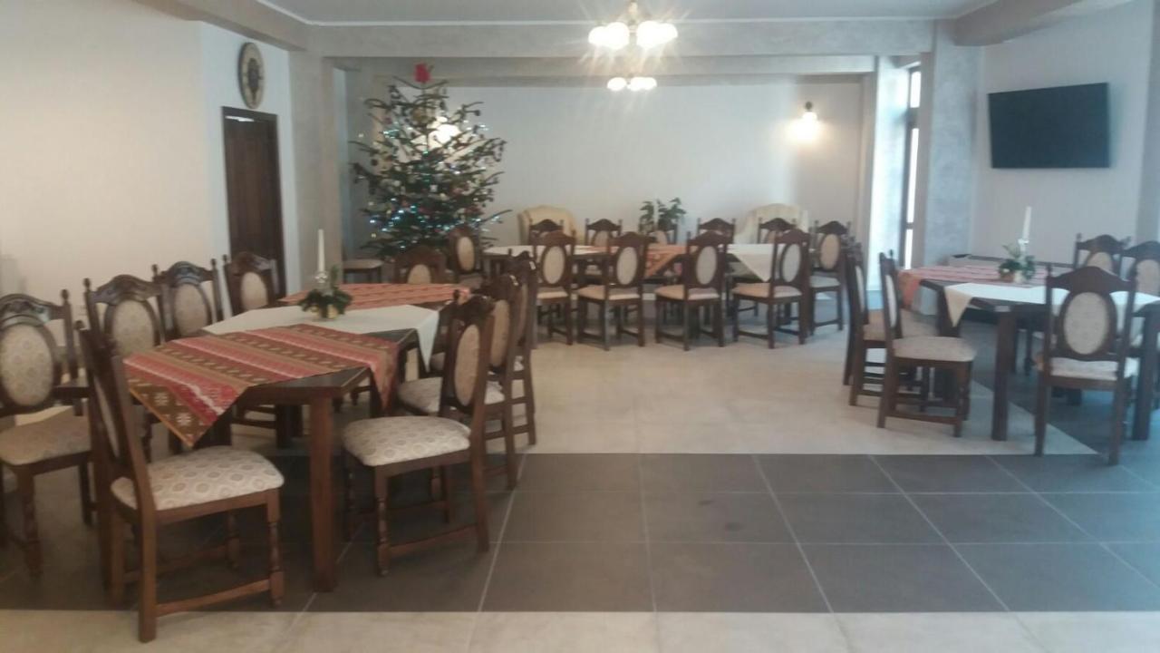 Conacul Domnitei Hotel Voronet Zewnętrze zdjęcie