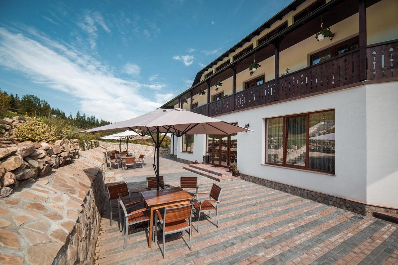 Conacul Domnitei Hotel Voronet Zewnętrze zdjęcie