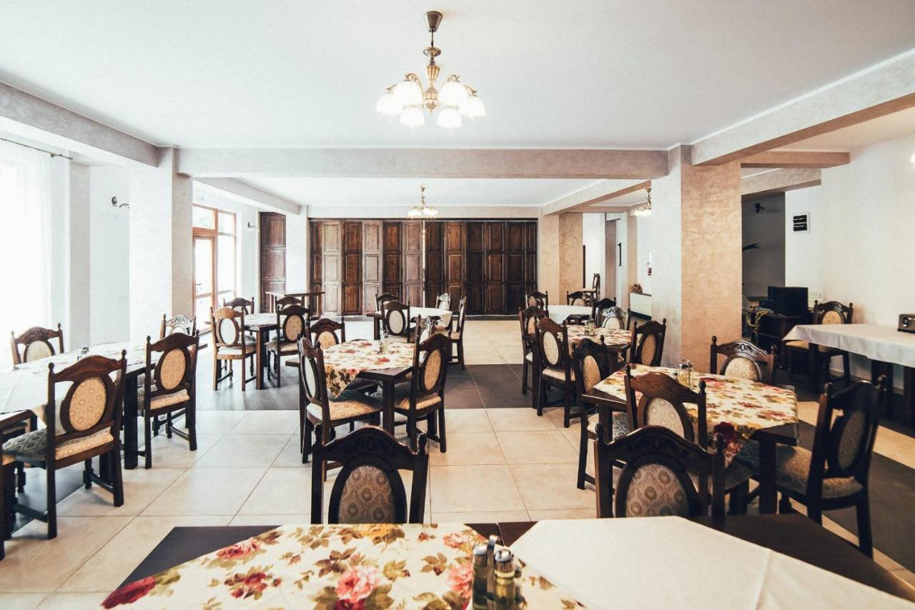 Conacul Domnitei Hotel Voronet Zewnętrze zdjęcie