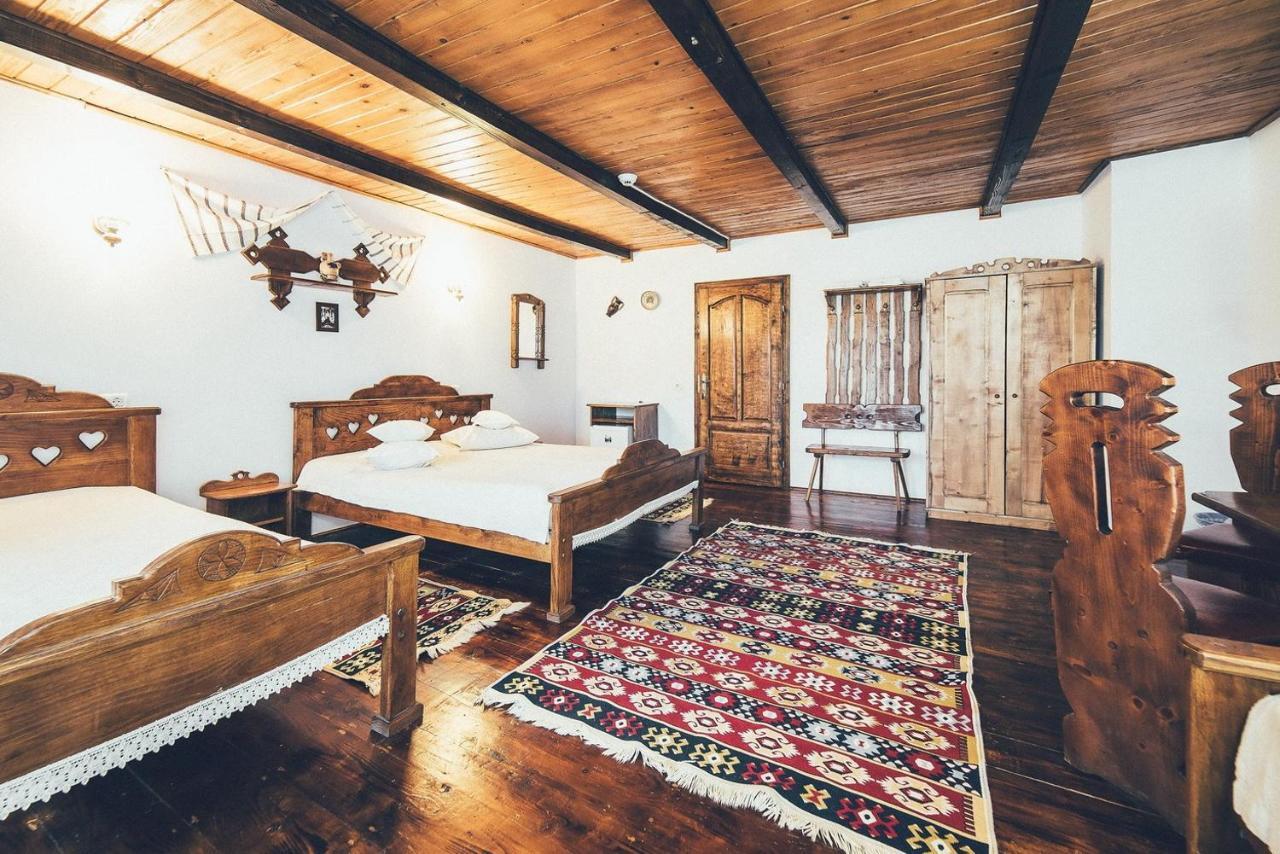 Conacul Domnitei Hotel Voronet Zewnętrze zdjęcie