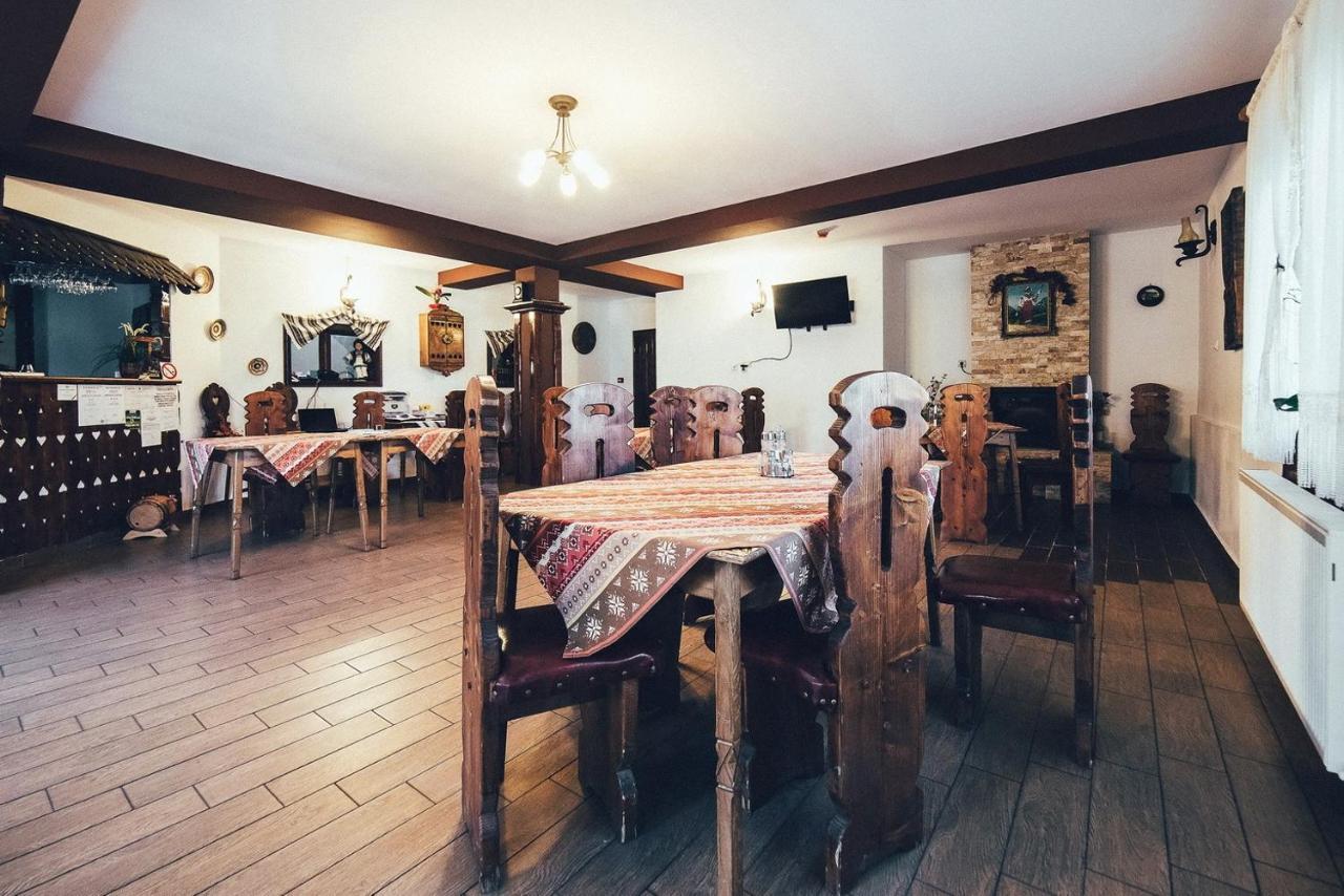 Conacul Domnitei Hotel Voronet Zewnętrze zdjęcie