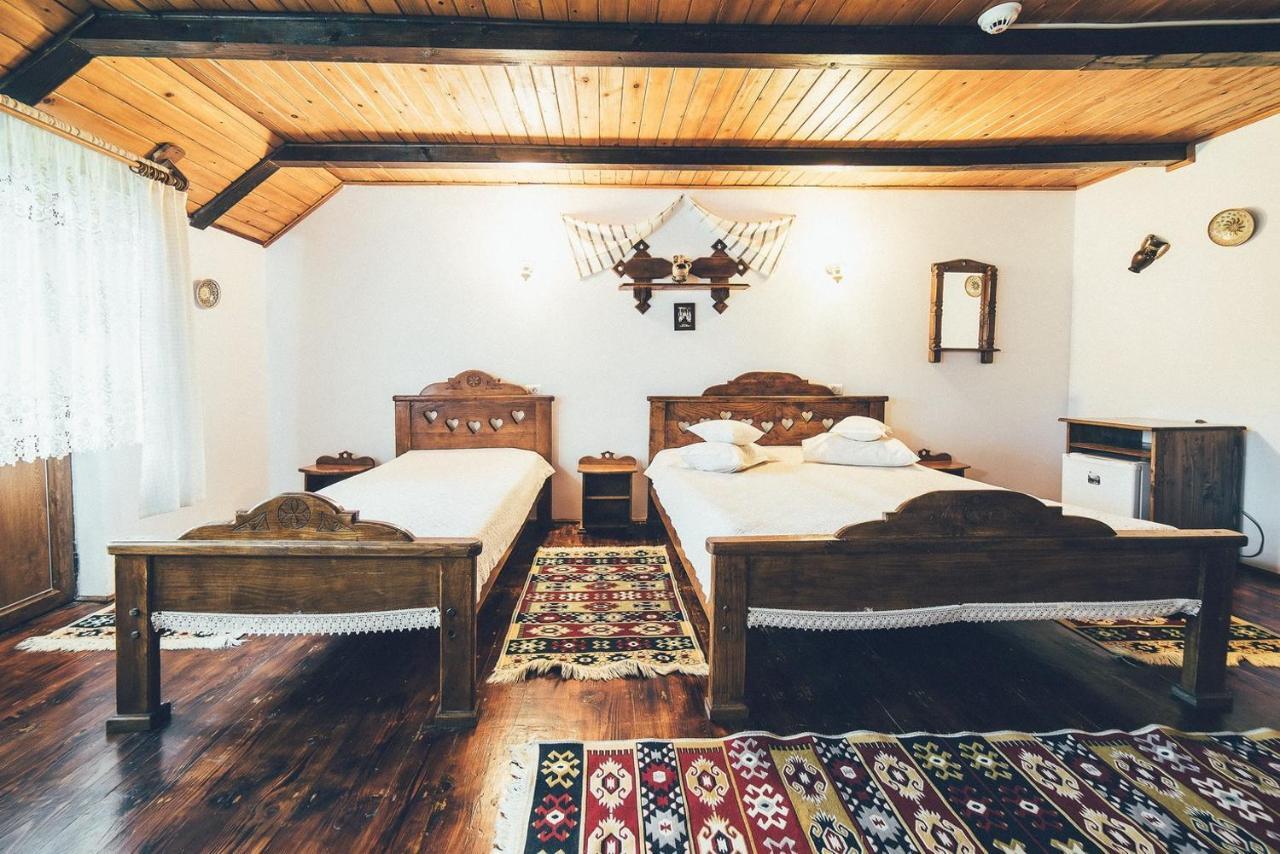 Conacul Domnitei Hotel Voronet Zewnętrze zdjęcie