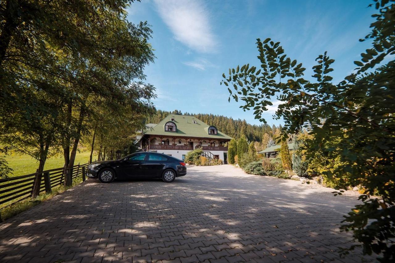 Conacul Domnitei Hotel Voronet Zewnętrze zdjęcie